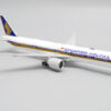 Singapore Airlines Boeing 777-300ER “Normal Version” Reg 9V-SWY 1/400 Scale Diecast Metal Aircraft Model Jcwings EW477W009 - Image 4
