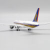 Singapore Airlines Boeing 777-300ER “Normal Version” Reg 9V-SWY 1/400 Scale Diecast Metal Aircraft Model Jcwings EW477W009 - Image 9