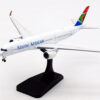 South African Airways Airbus A350-900 Reg ZS-SDF 1/400 Diecast Metal Aircraft Model Aviation400 AV4071