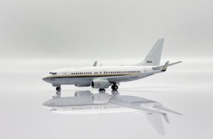 US Navy Boeing C-40A Clipper Reg 165835 1/400 Scale Diecast Metal Aircraft Model Jcwings XX40074