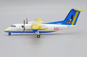 Ryuku Air Commuter RAC De Havilland Canada Dash 8-Q100 Reg JA8973 1/200 Scale Diecast Metal Aircraft Model Jcwings EW28Q1002