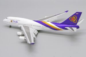 Thai Airways Boeing 747-400 "Flaps Down Version" Reg HS-TGG 1/400 Scale Diecast Aircraft Model Jcwings LH4215A