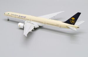 Saudi Arabian Boeing 777-300ER Flaps Down Version Reg HZ-AK38 1.400 Scale Diecast Metal Aircraft Model Jcwings XX4476A