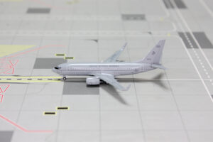 United States Marines Boeing 737-7AFC Reg 170041 1/400 Scale Diecast Metal Aircraft Model Pandamodels 52329
