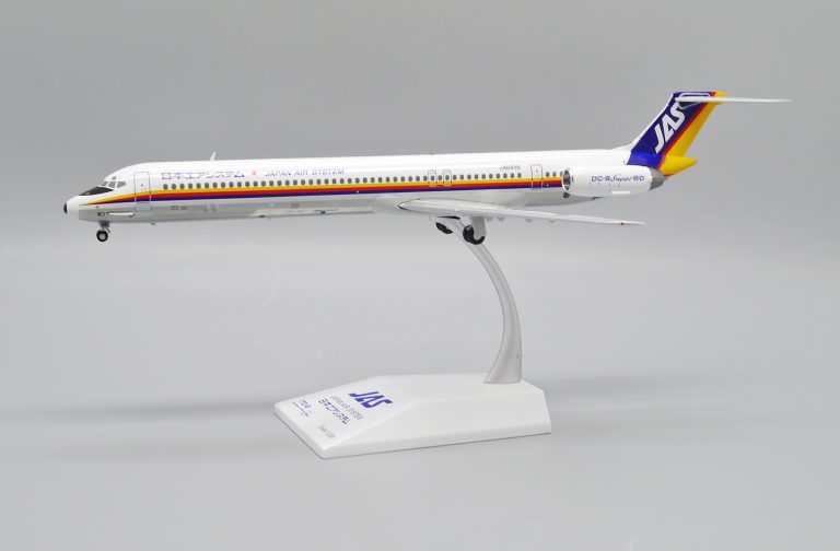 JAS MD-81 Reg JA8458 1/200 Scale Diecast Metal Aircraft Model Jcwings EW2M81001