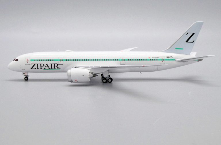 Zipair Boeing 787-8 Dreamliner Reg JA825J 1.400 Scale Diecast Metal Aircraft Model Jcwings EW4788005