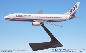 House Colors Boeing 737-800 (81-04) Livery 1/200 Scale ABS Plastic Aircraft Model Flightminiatures ABO-73780H-001