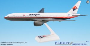 Malaysia Airlines Boeing 777-200 50th Aniversary Special Colors 1/200 Scale ABS Plastic Aircraft Model Flightminiatures ABO-77720H-0 16