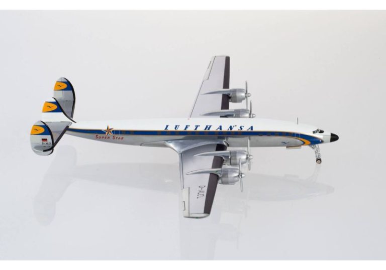 Lufthansa Lockheed L-1649A Super Star Reg D-ALOL 1.200 Scale Diecast Aircraft Model Herpa 559805