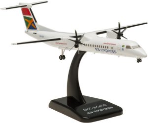 South African Express Airways DHC-8-Q400 Reg ZS-YBY 1.200 Scale Diecast Metal Aircraft Model Hogan 5651