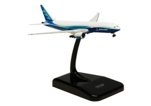 House Colors Boeing 777-200F 1.1000 Scale 6.37 CM Long Miniature Diecast Metal Aircraft Model Hogan 8454G