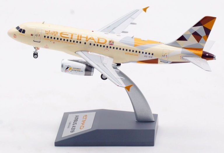 Etihad Airways Airbus A319-100 Reg A6-EIE Heavy Diecast Metal Aircraft Model IF319EY0923